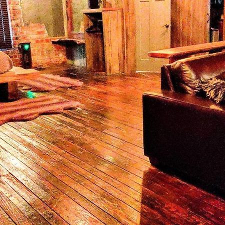 Hocking Hills Rusty Lofts Διαμέρισμα Logan Εξωτερικό φωτογραφία